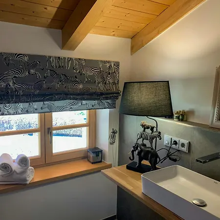 Cozy With Alpine View * Schleching